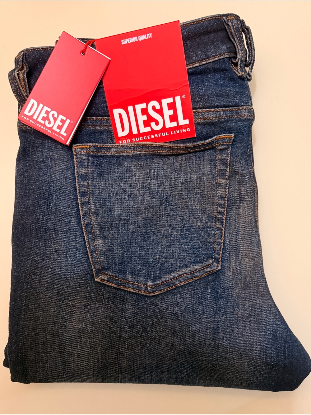 Diesel Men’s Dark Blue Skinny Jeans(brand new)